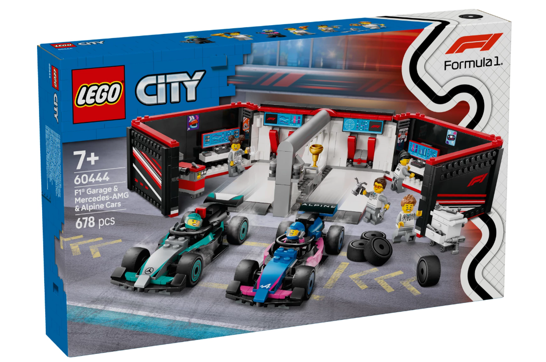 F1 Garage mit Mercedes-AMG &amp; Alpine Rennautos