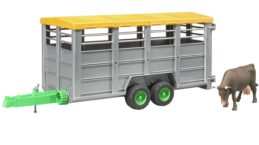 Viehtransportanh&amp;#228;nger mit Kuh