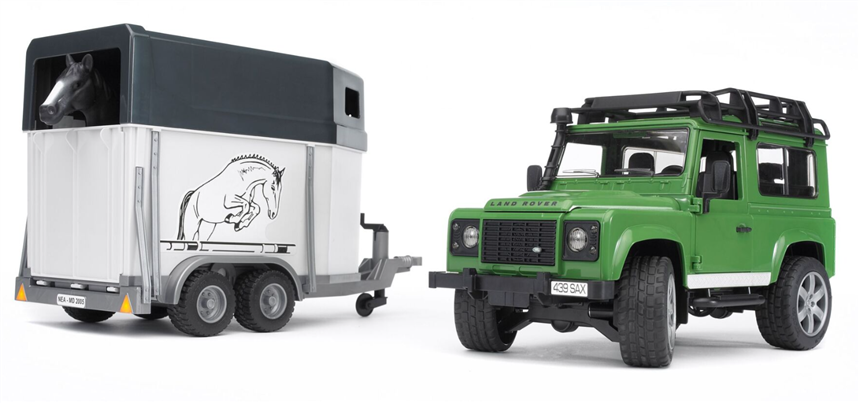 Land Rover Defender Station Wagon mit Pferdeanh&amp;#228;nger und 1 Pferd Profi-Serie