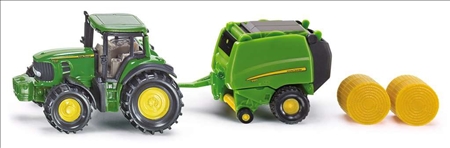 John Deere mit Ballenpresse