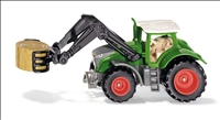 Fendt mit Ballengreifer