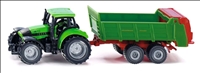 Traktor mit Universalstreuer